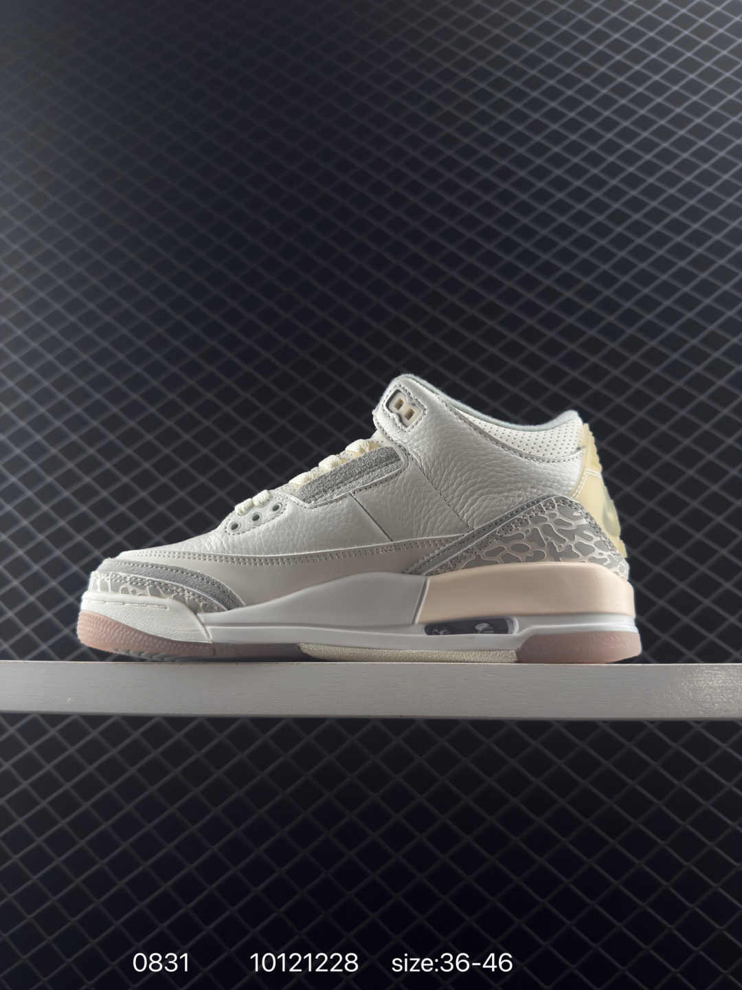Air Jordan 3 Retro ”Hide and Sneak“